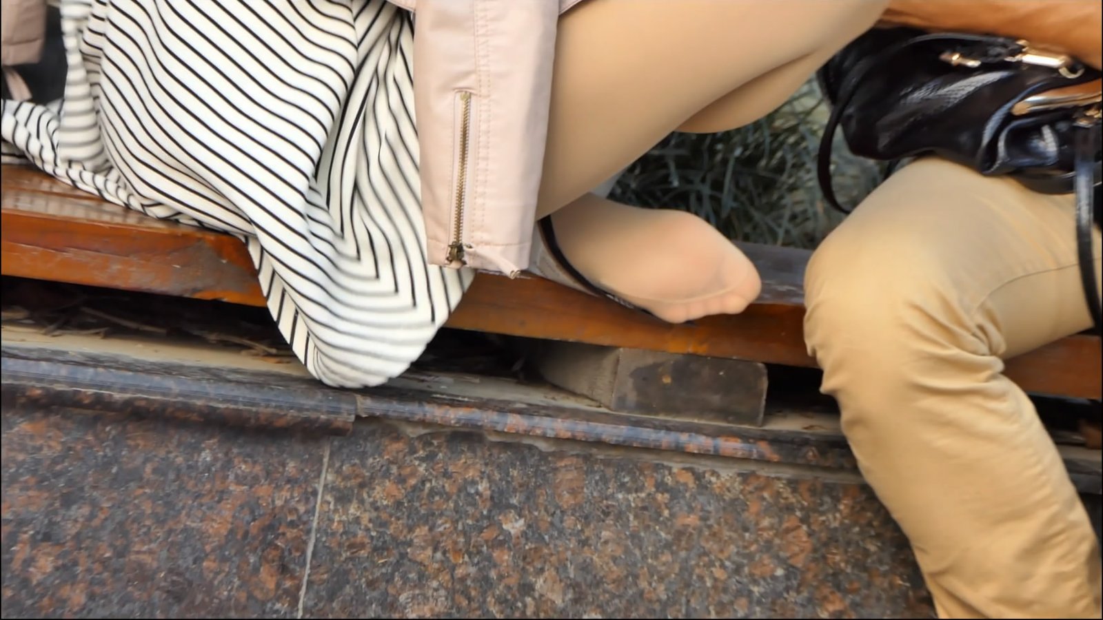 streetsnapnylon[00 01 43][20181208 234025 9]